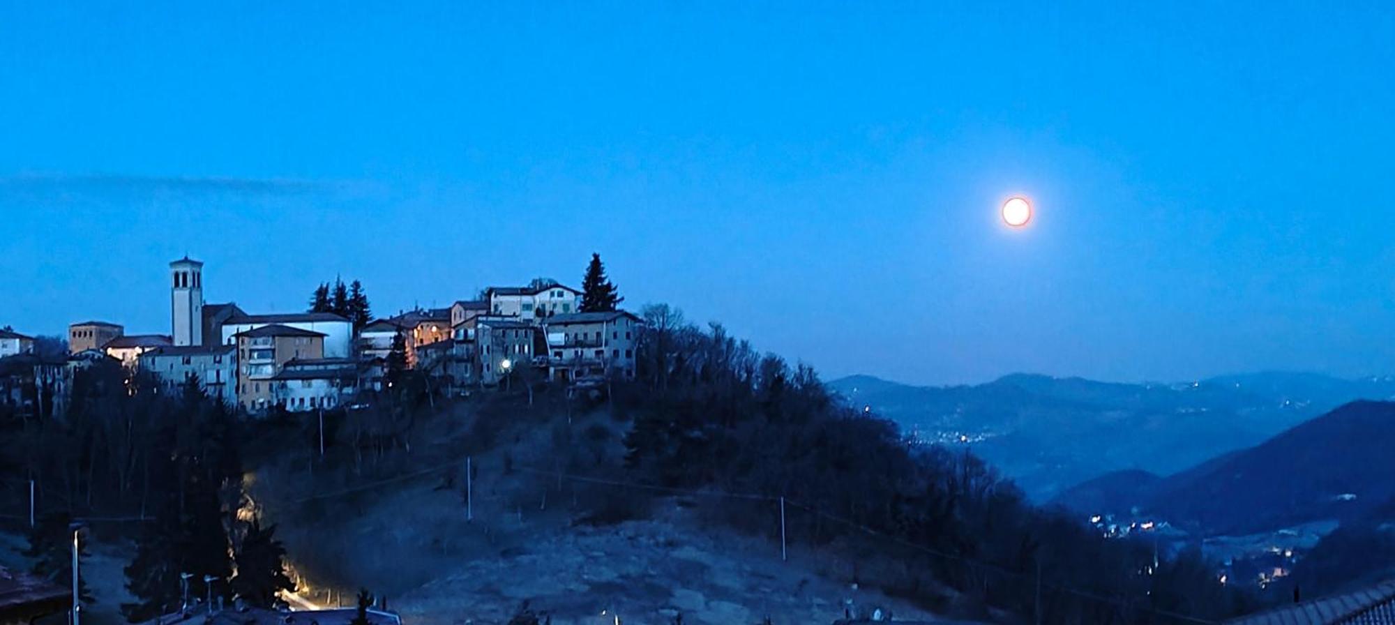 L'Angolo Dell'Artista Castel dʼAiano Esterno foto